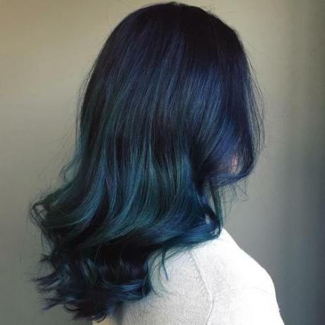 Ombre lasje črne do modre barve