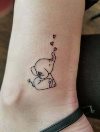 Jauki ziloņu tetovējumi