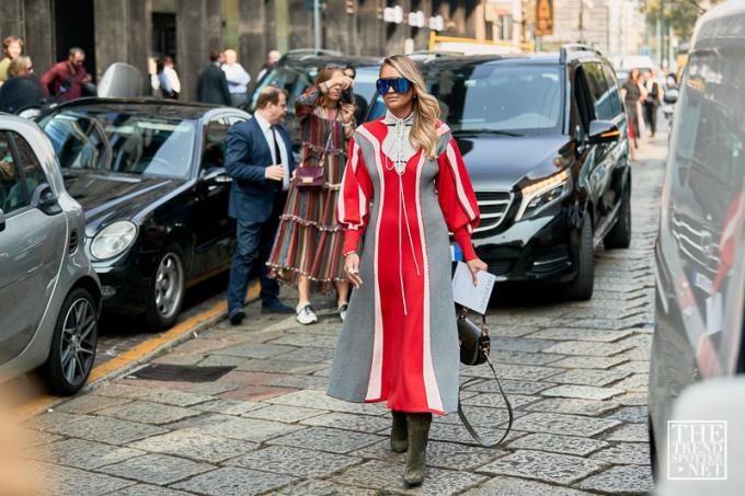 Milánsky týždeň módy, jar, leto 2019, pouličný štýl (77 zo 137)