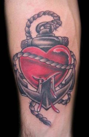Kotevní srdce tetování