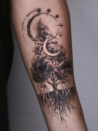 Tetovanie na strome 