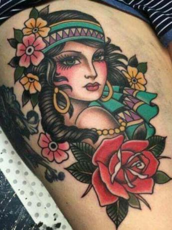 Zigeunermeisje tatoeage