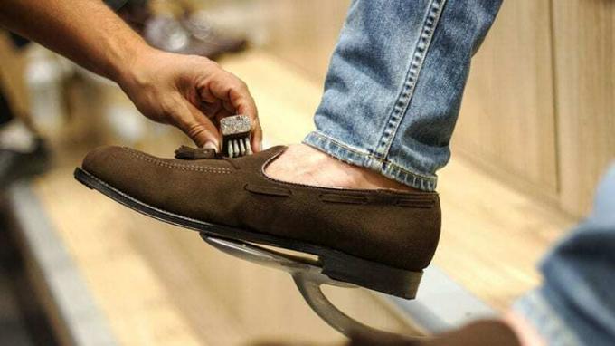 Можете ли да почистите велурени обувки