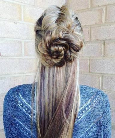Messy Half Updo With Two Knots