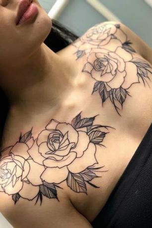 Rose bryst tatovering