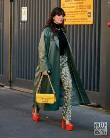 Milan Fashion Week Jesień Zima 2022 Tydzień Mody Street Style Women 19