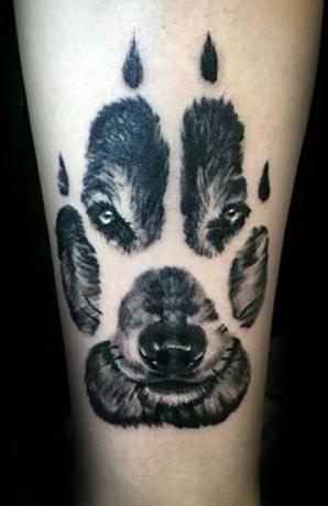 Tetovaža vučje šape