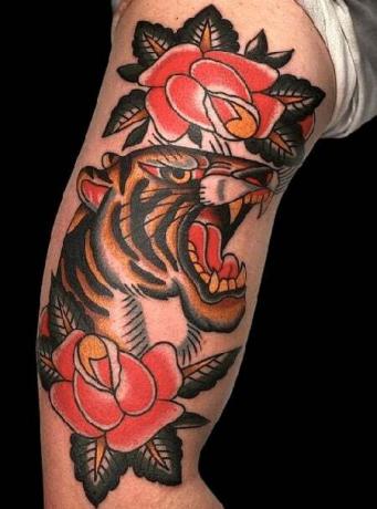 Americké tradičné tigrové tetovanie 2
