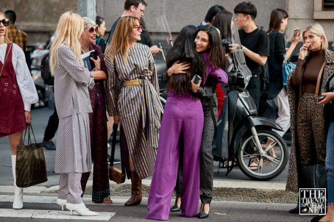 Milánsky týždeň módy, jar, leto 2019, pouličný štýl (33 zo 137)