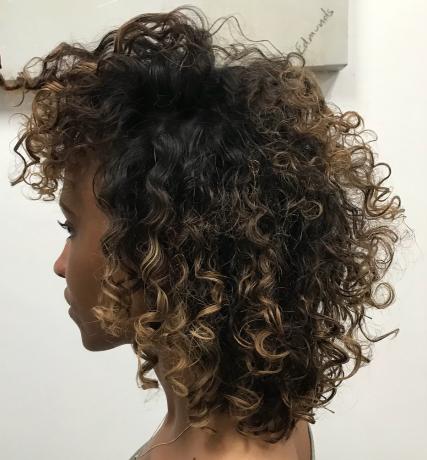 აფრიკული ამერიკული ნატურალური ომბრ curls