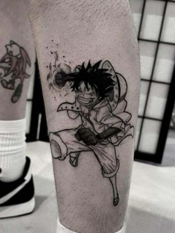 Čiernobiele anime tetovanie