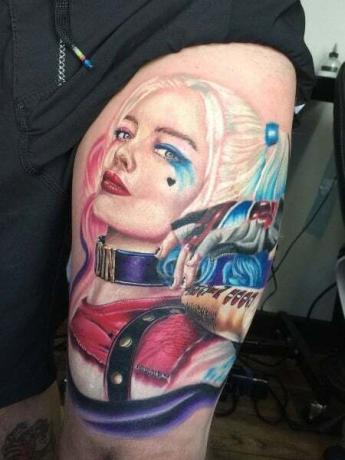 Harley Quinn bein tatoveringer
