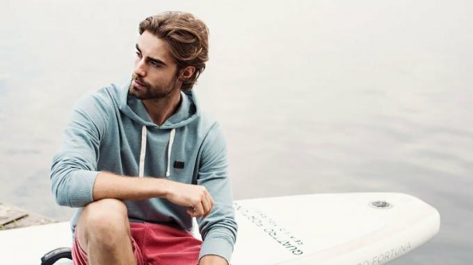 Erkekler İçin Kaygısız 25 Sörfçü Saç Modeli