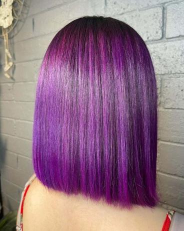 Aksen ungu neon