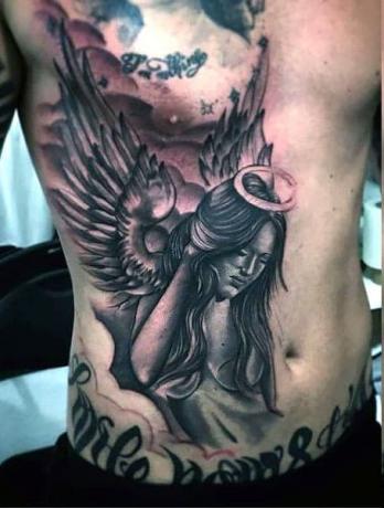 Anjelské tetovanie žalúdka