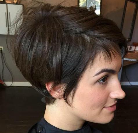 35 Trendiest Short Brown Hairstyles and Haircuts to Try