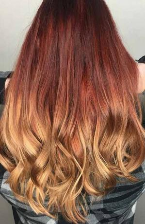 שיער אדום טבעי עם אומברה