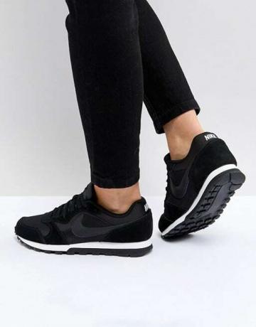 Zapatillas de deporte negras y blancas Md Runner de Nike