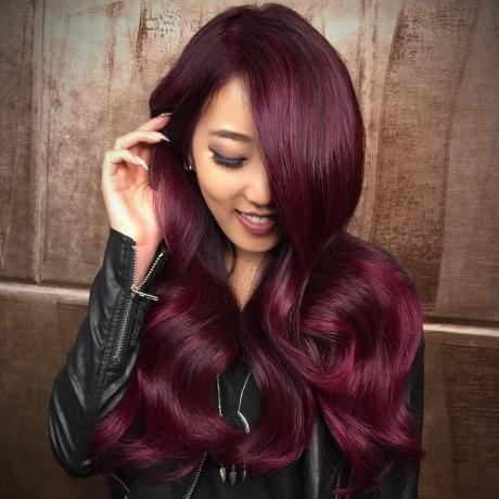 Бордовый и пурпурный цвет волос