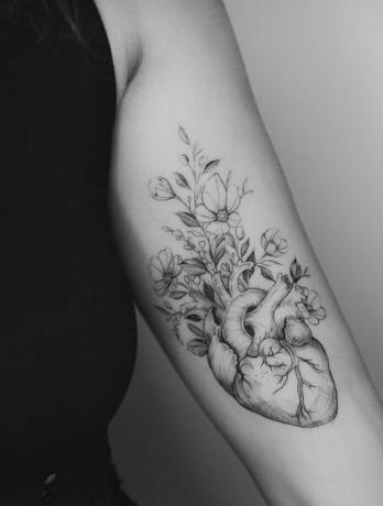 Anatomisk hjerte tatovering 1