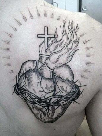 Tatuaje de corazón de Jesús 
