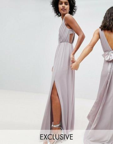 Tfnc Pleated Maxi Bridesmaid φόρεμα με λεπτομέρεια στην πλάτη