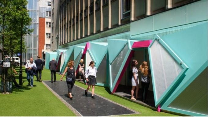 Londons verdens første bæredygtige 'smarte' gade genskaber shoppingoplevelsen