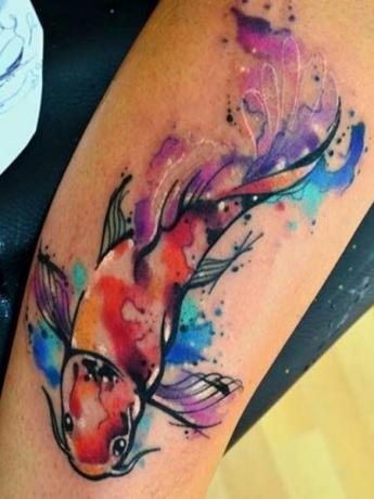 Akvarelové tetovanie na ryby Koi