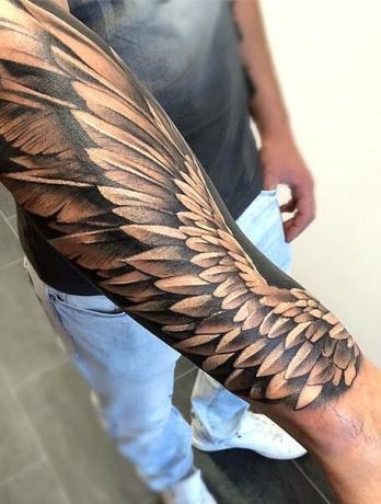 Реалистична 3д тетоважа анђеоских крила