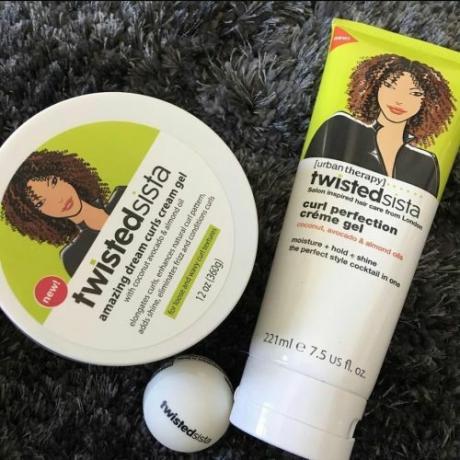 Linea per la cura dei capelli con oli naturali di Black Owned Brand
