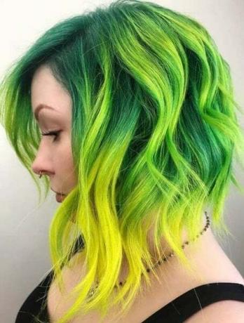 Ljusfärgad hårklippning