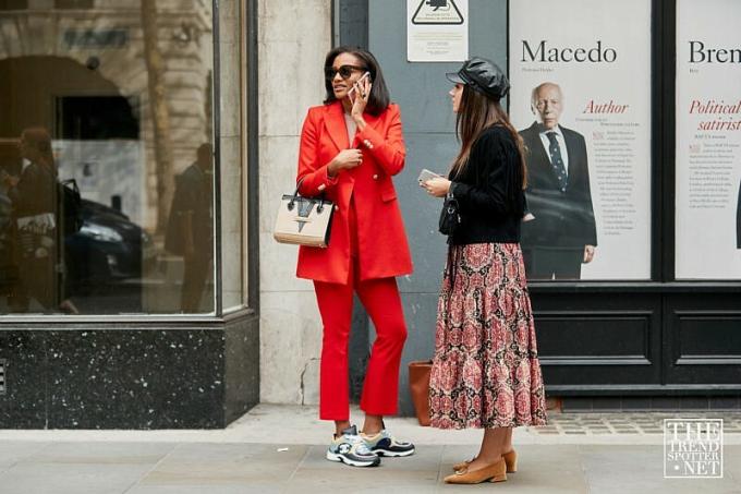 Londýnsky týždeň módy, jar, leto 2019, pouličný štýl (8 z 59)